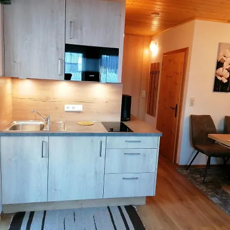 Appartement Nikolaus Und Evelyn Astner, Tröpolach