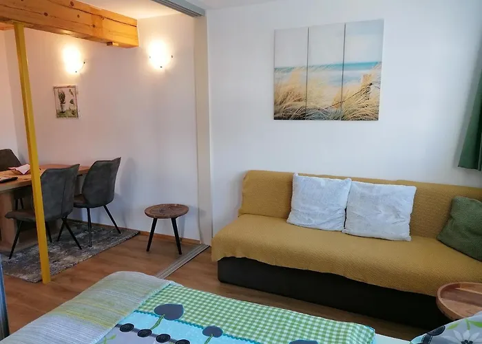 Nikolaus Und Evelyn Astner, * 트로폴라흐